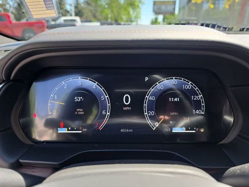 Used 2025 Jeep Grand Cherokee Summit w/ Obsidian Package AWD/4WD image 15