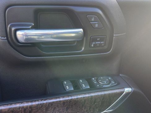 Used 2023 GMC Sierra 3500 Denali w/ Denali Ultimate Package image 13