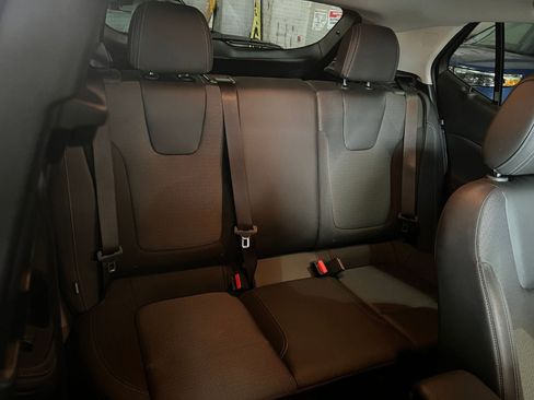 Used 2025 Buick Encore GX Preferred image 38