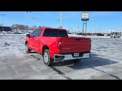 Used 2023 Chevrolet Silverado 1500 LT AWD/4WD image 7