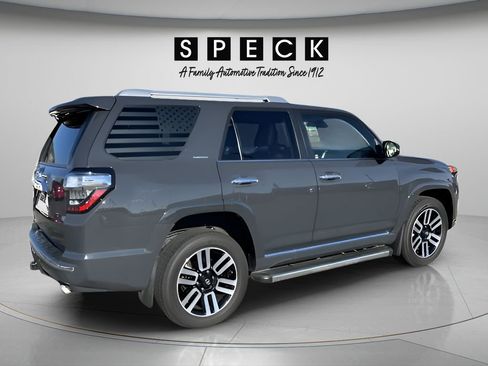 Used 2024 Toyota 4Runner Limited AWD/4WD image 5