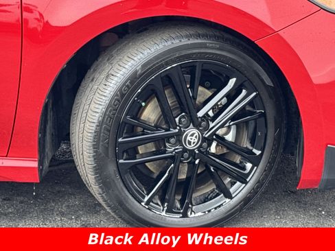 Used 2025 Toyota Camry SE image 14