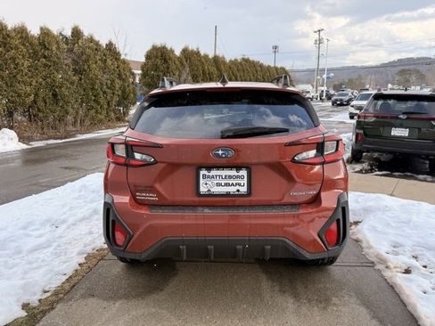 Certified 2024 Subaru Crosstrek 2.0i Premium image 5