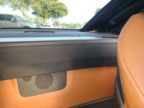 Used 2017 Mercedes-Benz SL 450 w/ Premium I Package image 6