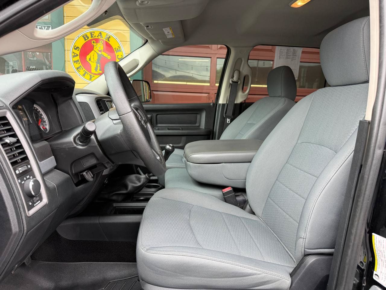 Used 2014 RAM 3500 Tradesman w/ Chrome Appearance Group AWD/4WD image 12