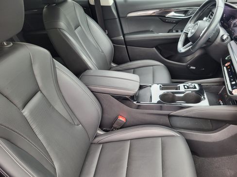 Used 2024 Buick Envision Preferred AWD/4WD image 13