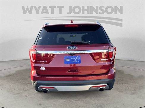 Used 2016 Ford Explorer Limited image 4