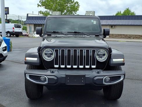 Used 2021 Jeep Wrangler Unlimited Sahara AWD/4WD image 13