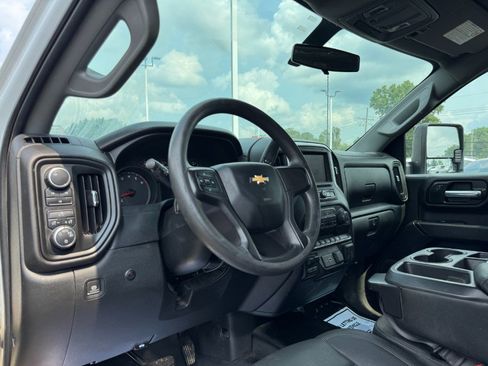 Used 2021 Chevrolet Silverado 2500 W/T w/ WT Convenience Package AWD/4WD image 14