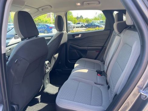 Used 2021 Ford Escape SE w/ SE Sport Appearance Package AWD/4WD image 17