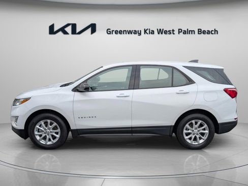 Used 2019 Chevrolet Equinox LS image 5