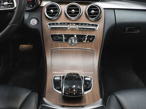 Used 2020 Mercedes-Benz C 300 4MATIC Sedan image 35