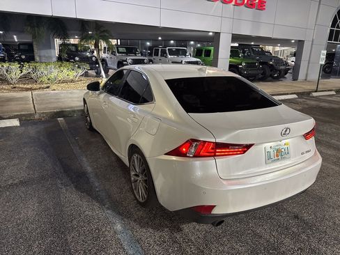 Used 2014 Lexus IS 250 image 4