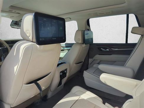 Used 2021 GMC Yukon Denali w/ Denali Ultimate Package RWD image 13