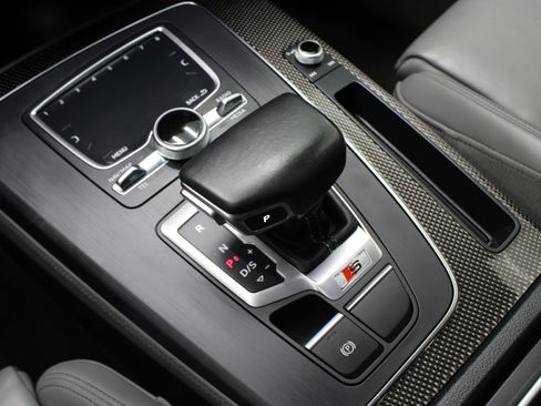 Used 2019 Audi SQ5 Premium Plus w/ Premium Plus Package image 63