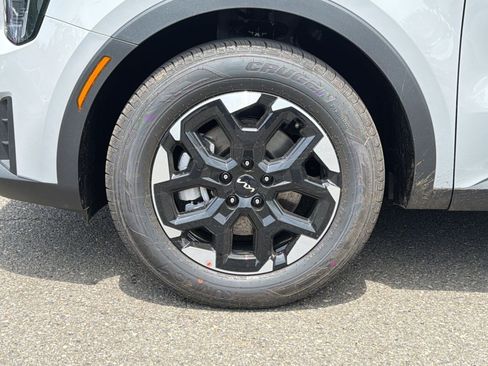 New 2026 Kia Sorento S FWD image 16