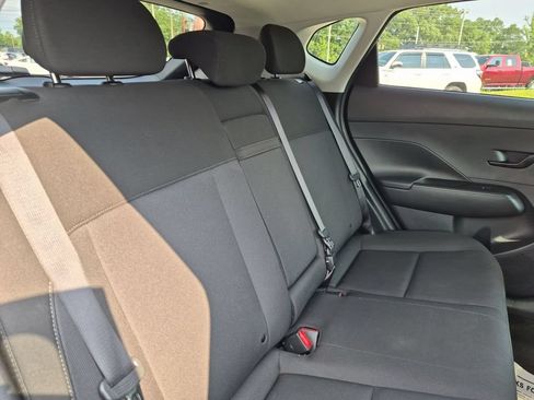 Used 2025 Hyundai Kona SEL FWD image 32