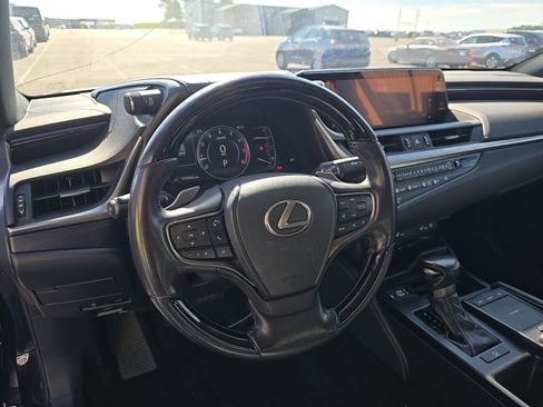 Used 2020 Lexus ES 350 w/ Premium Package FWD image 11