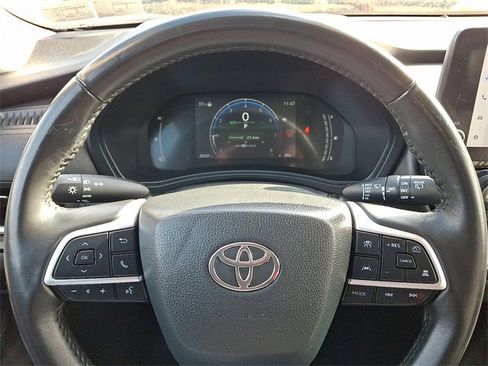 Certified 2024 Toyota Grand Highlander XLE image 19