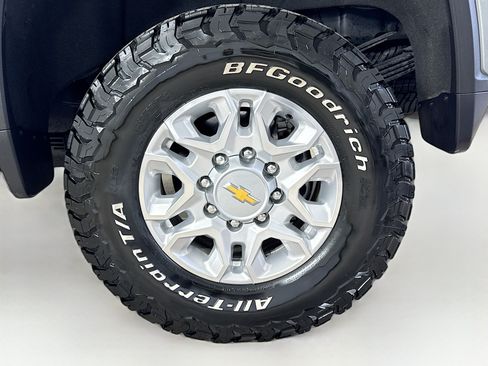 Used 2025 Chevrolet Silverado 3500 LT w/ All Star Edition AWD/4WD image 31