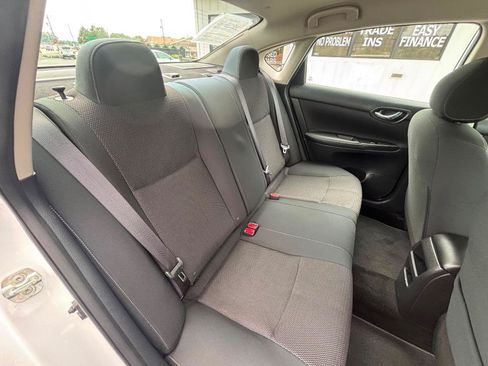 Used 2019 Nissan Sentra S FWD image 32