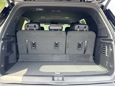 New 2026 Chevrolet Traverse Z71 w/ Enhanced Driving Package AWD/4WD image 7