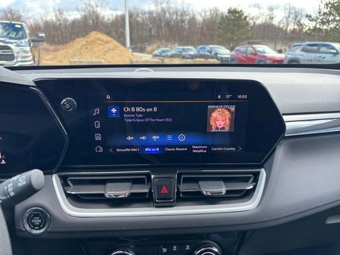 Used 2025 Chevrolet TrailBlazer LT w/ Driver Confidence Package image 21