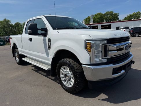 Used 2018 Ford F250 XLT AWD/4WD image 7