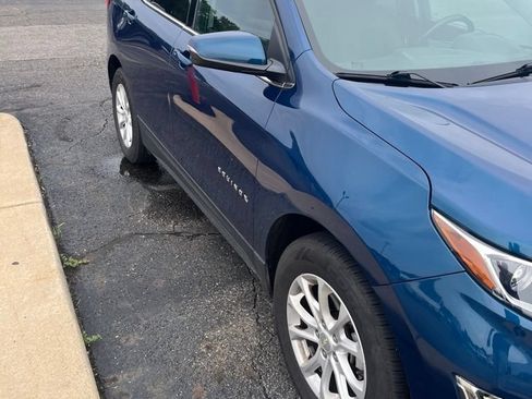 Used 2019 Chevrolet Equinox LT w/ Driver Convenience Package FWD image 7