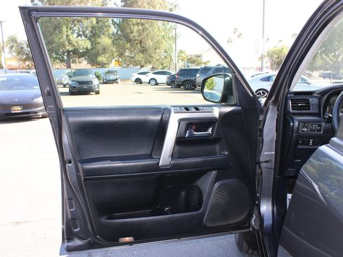 Used 2021 Toyota 4Runner SR5 RWD image 10