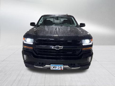 Used 2018 Chevrolet Silverado 1500 LT w/ All Star Edition AWD/4WD image 2