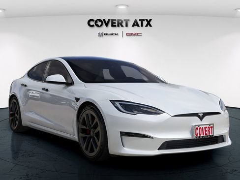 Used 2025 Tesla Model S Plaid image 9