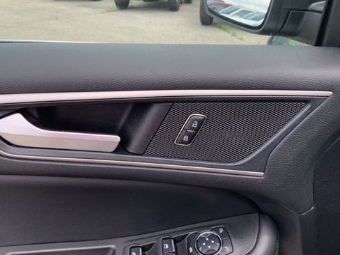 Used 2021 Ford Edge SEL w/ Convenience Package AWD/4WD image 23