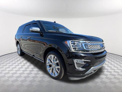 Used 2019 Ford Expedition Max Platinum image 3