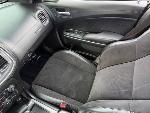 Used 2021 Dodge Charger R/T w/ Plus Group image 17