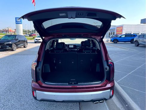Used 2024 Kia Telluride SX Prestige AWD/4WD image 9