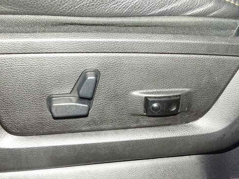 Used 2019 RAM 2500 Limited image 22