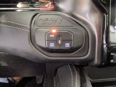 New 2026 RAM 3500 Limited AWD/4WD image 18