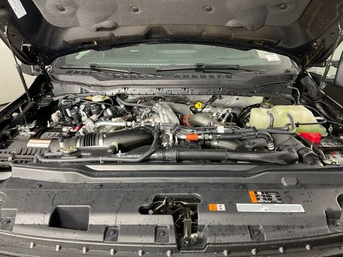 New 2026 Ford F250 Platinum AWD/4WD image 9