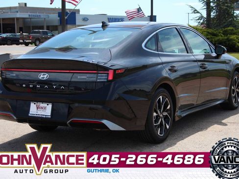 Used 2024 Hyundai Sonata SEL FWD image 10