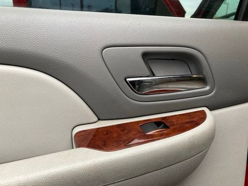 Used 2014 Chevrolet Silverado 2500 LTZ w/ LTZ Plus Package image 12