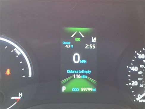 Used 2024 Toyota Sienna XLE image 19