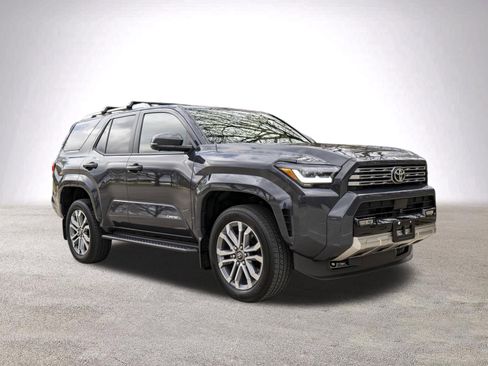 Used 2025 Toyota 4Runner Limited image 2