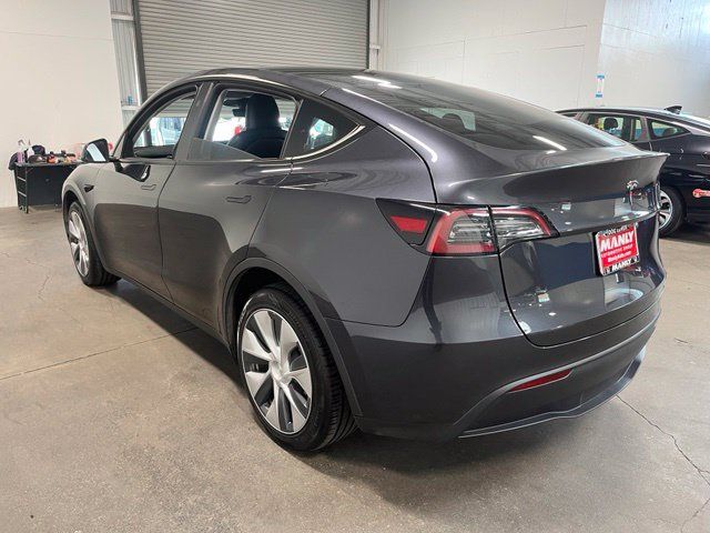 Used 2024 Tesla Model Y Long Range AWD/4WD image 5