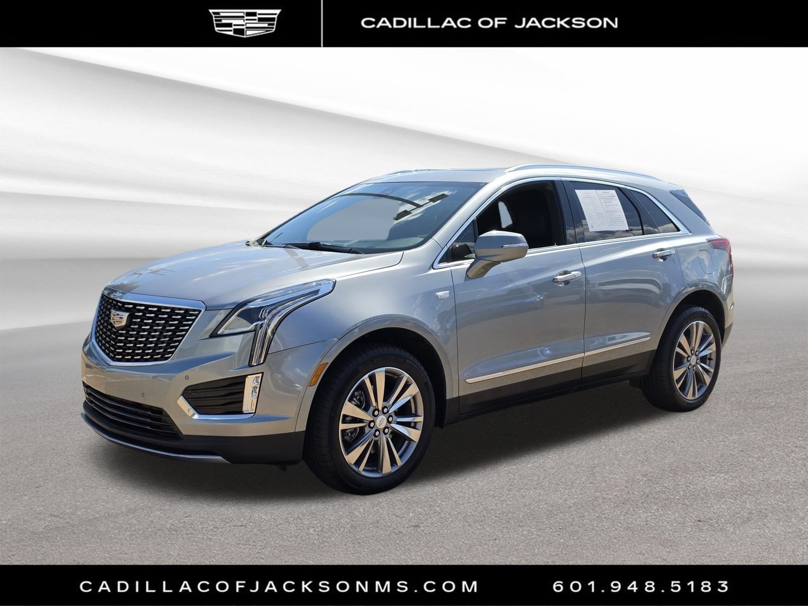Certified 2025 Cadillac XT5 Premium Luxury FWD image 5