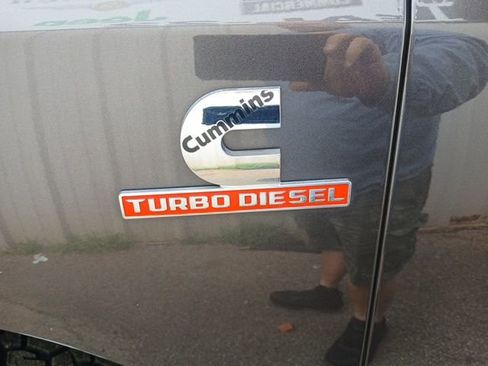 Used 2021 RAM 3500 Tradesman w/ Chrome Appearance Group image 8