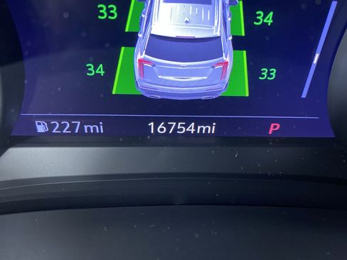 Certified 2024 Cadillac XT6 Sport w/ Technology Package image 4