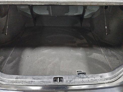 Used 2019 Toyota Camry SE FWD image 12