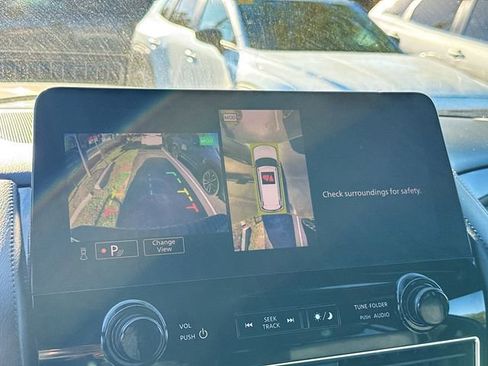 Used 2023 Nissan Armada SL w/ Midnight Edition Package image 16