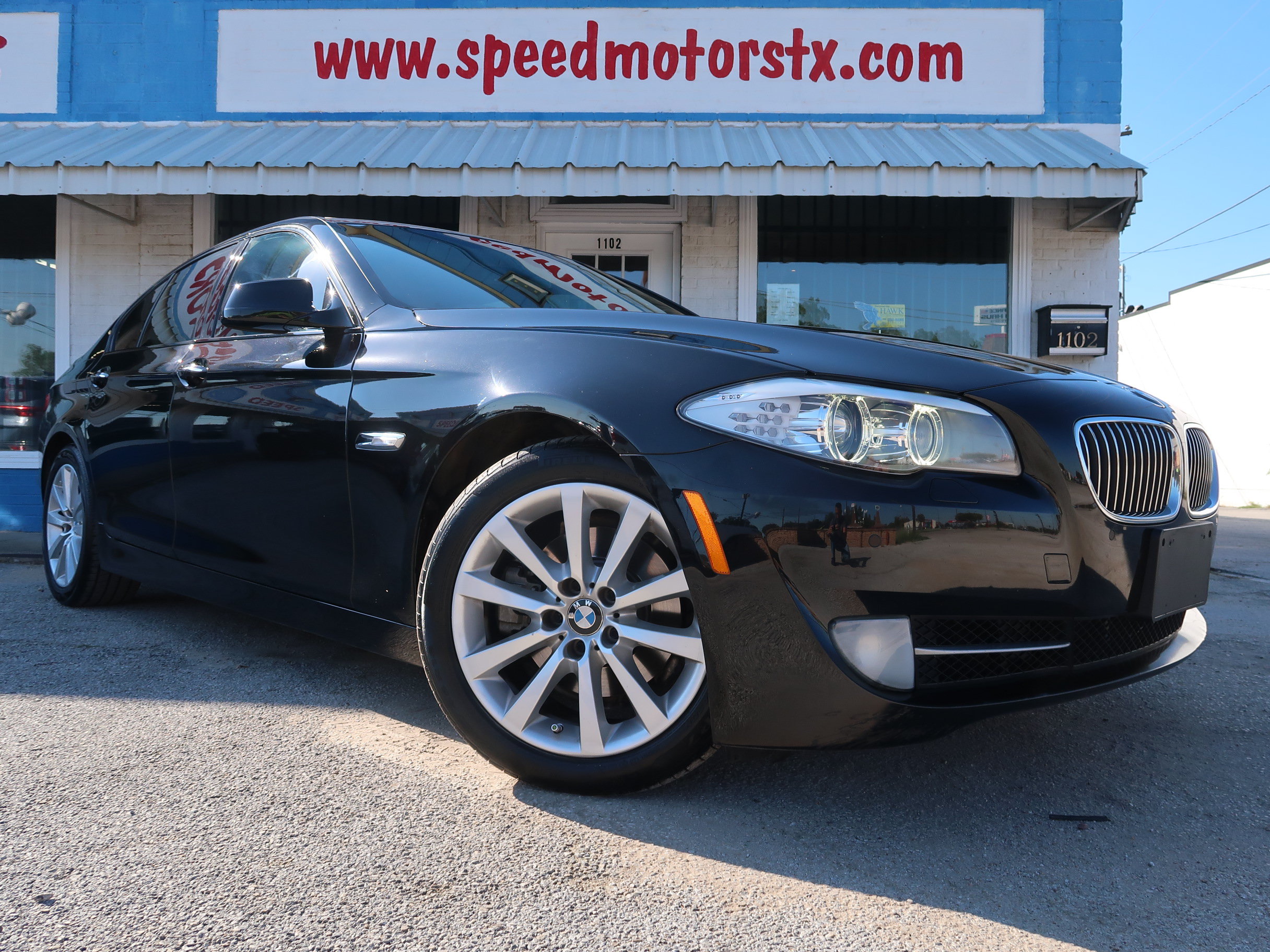 Used 2012 BMW 528i Sedan RWD image 2